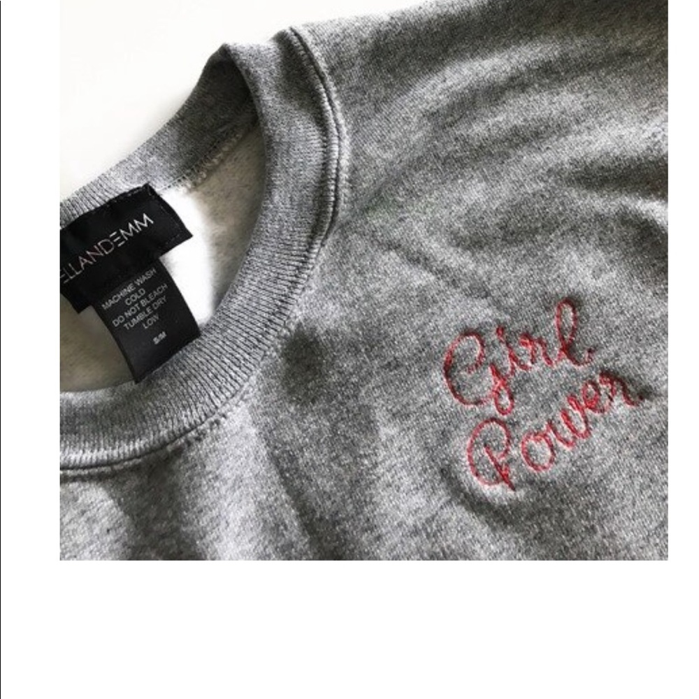 🥰 ellandemm Girl Power Sweatshirt